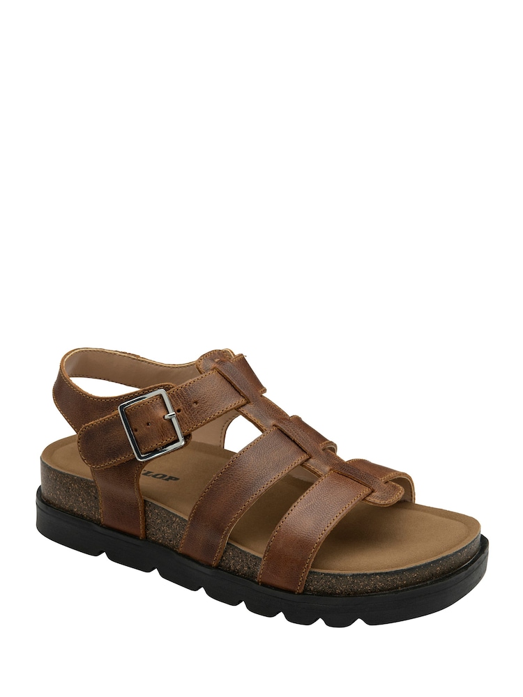 Maro - Dunlop Strap Buckle Wedge Sandals - Imaginea 1 din 3 Maro - Dunlop Strap Buckle Wedge Sandals - Imaginea 1 din 3