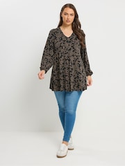 Yours Curve Brown Long Sleeve Pleated Balloon Tunics - Image 2 of 5