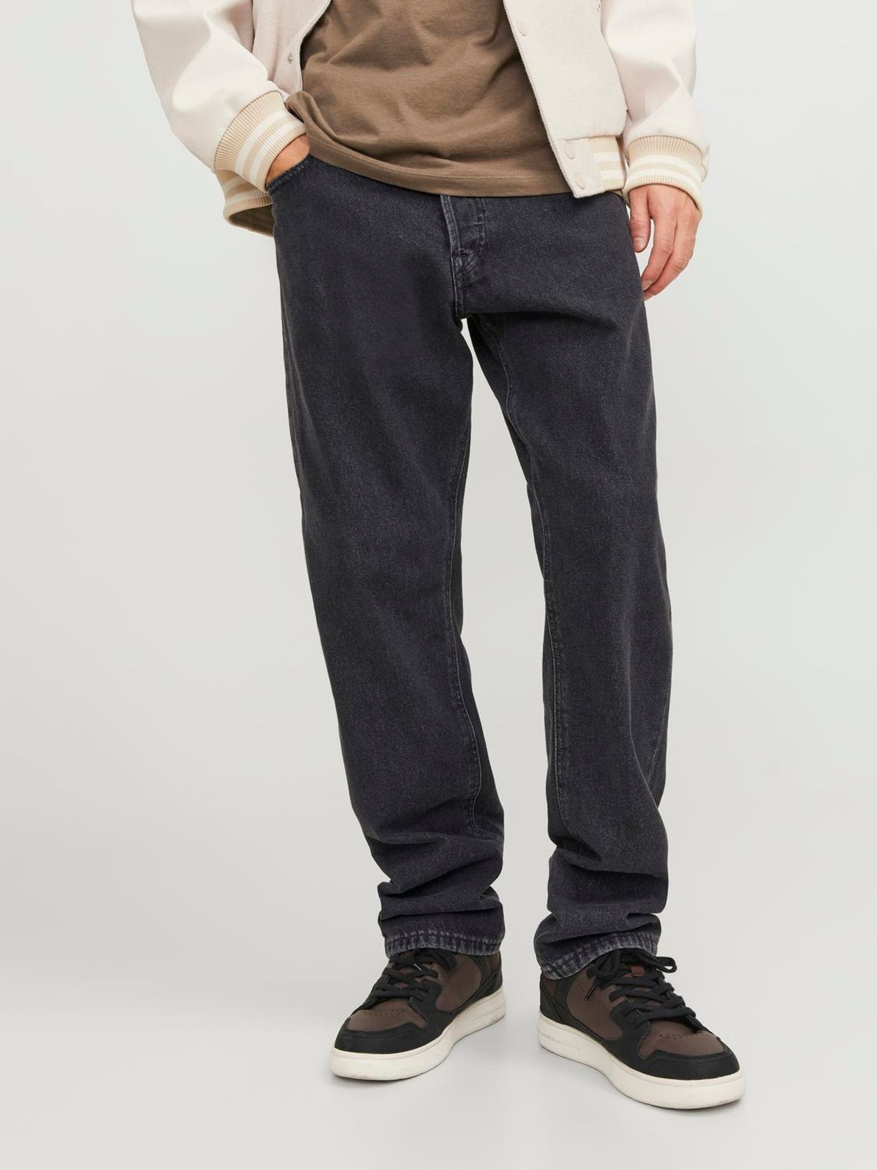 Jack & Jones Men's Black Wash Relaxed Fit Chris Jeans - Image 1