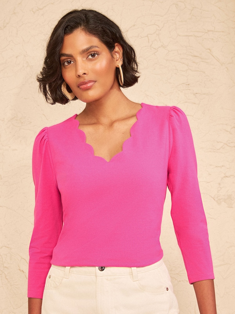 Love & Roses Bright Pink 3/4 Sleeve Scallop V-Neck Jersey Top - Image 4 of 4