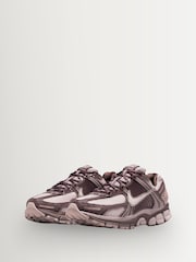 Nike Pink Burgundy Zoom Vomero 5 Trainers - Image 2 of 7
