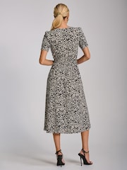 Jolie Moi White Short Sleeve Printed Jersey Midi Dress - Image 2 of 6