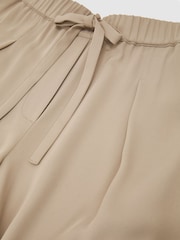 Reiss Neutral Aimee Petite Drawstring Wide-Leg Trousers - Image 7 of 8