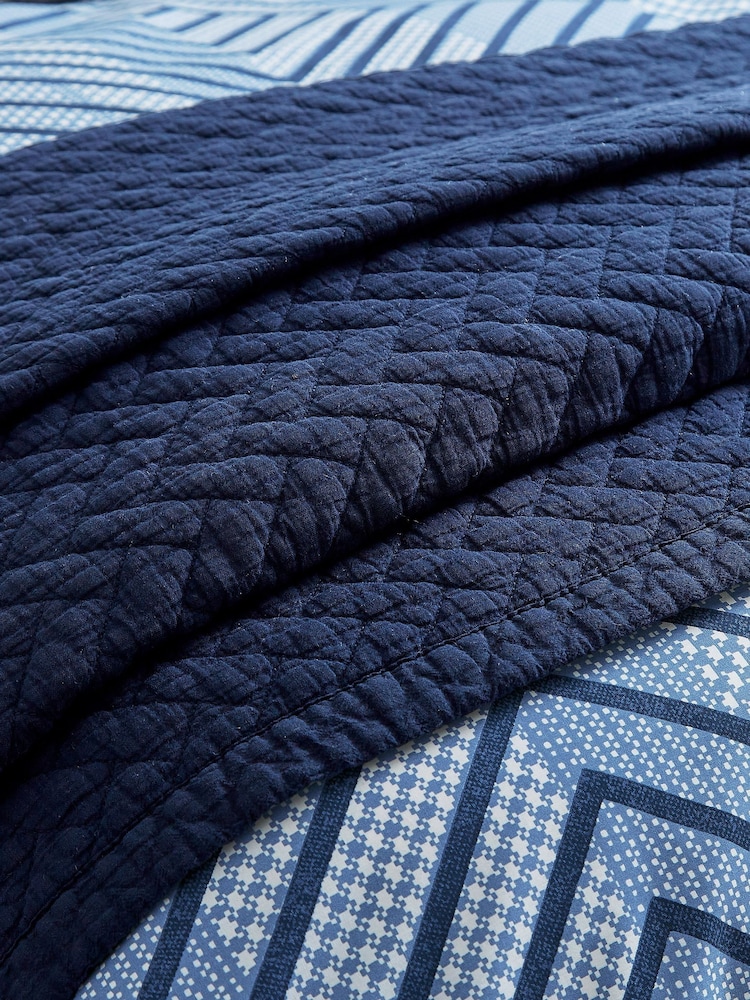 Bedeck of Belfast Indigo Kayah Quilted Throw - Image 4 of 4