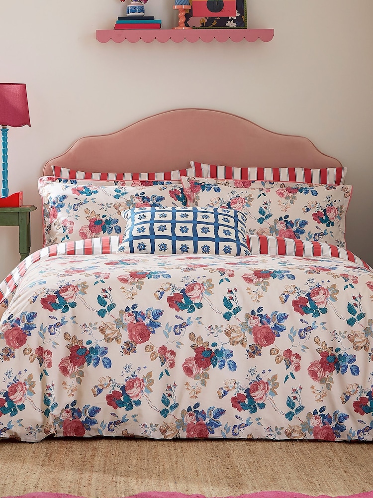 Land & Shore Blue or Red Sora Cushion - Image 4 of 4