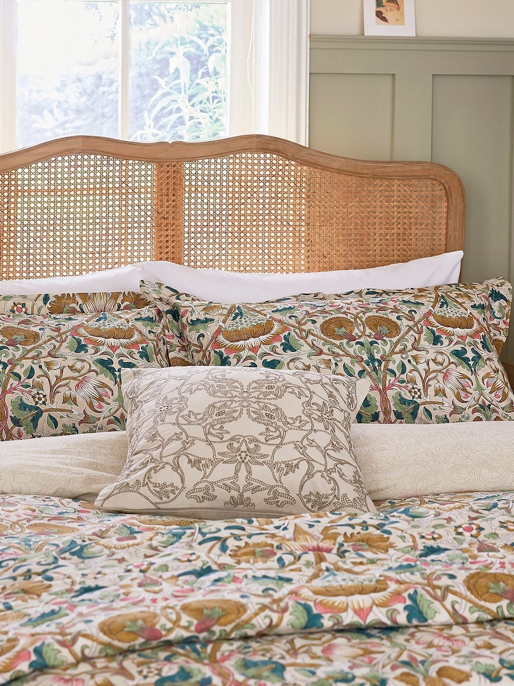 Morris & Co Primrose Lodden 180 TC Cotton Duvet Set - Image 1 of 4