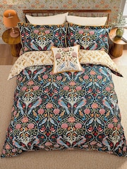 طقم غطاء لحاف قطن 200 خيط Seasons By May من Morris & Co - Image 1 of 5