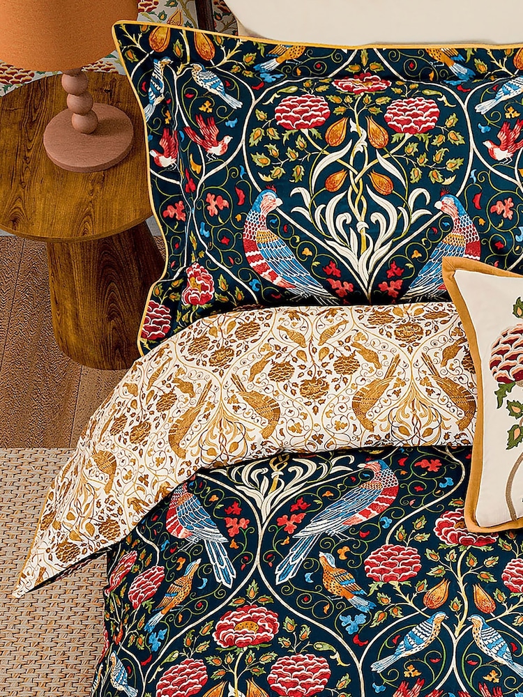 طقم غطاء لحاف قطن 200 خيط Seasons By May من Morris & Co - Image 5 of 5