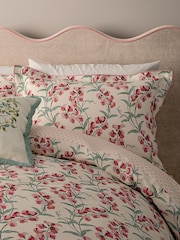 V&A Green or Pink Sweet Tendrils Cotton Duvet Set - Image 3 of 5