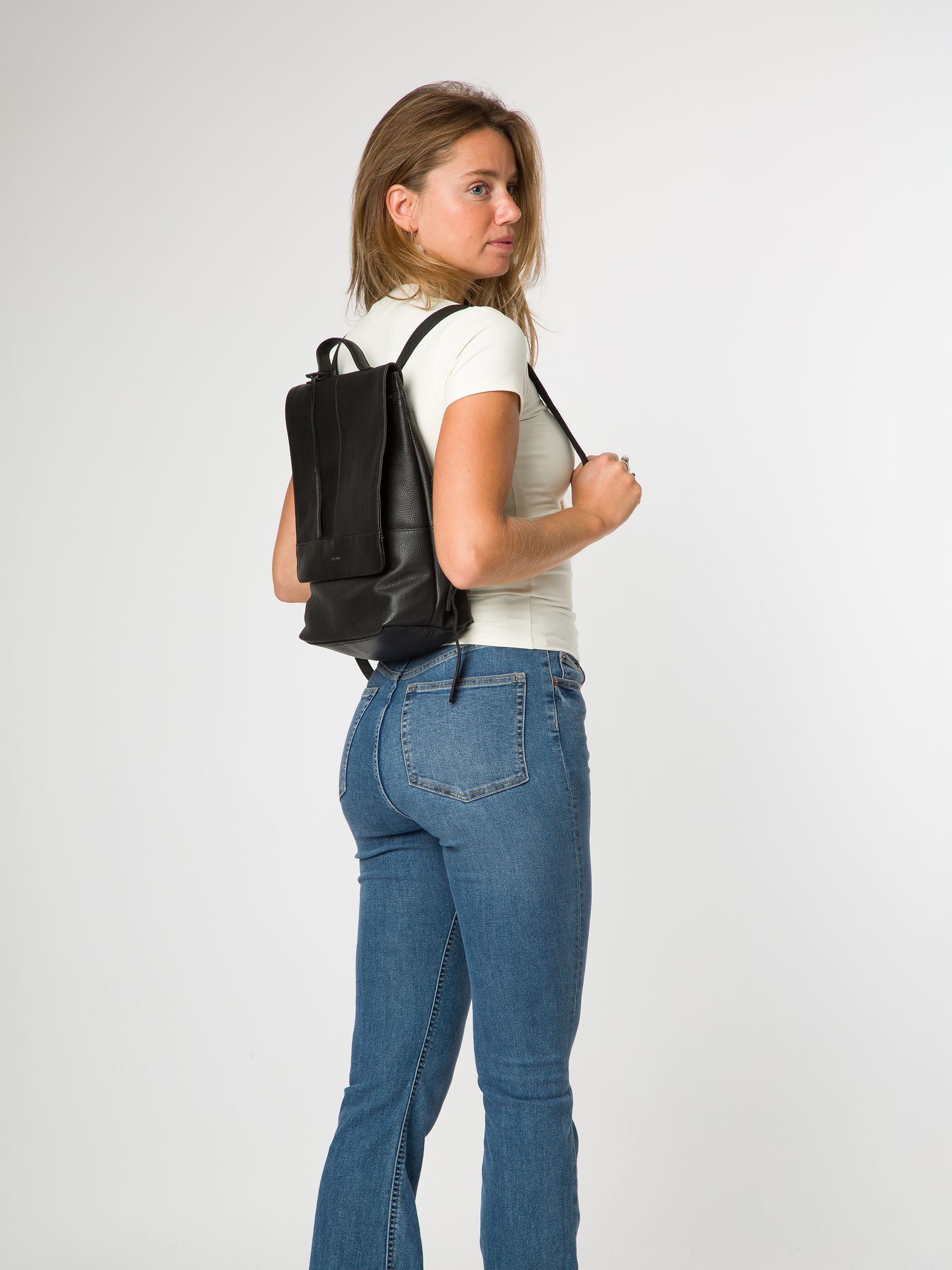 Gabor Umhängetasche Gela Flap Bag Top Zip M Black