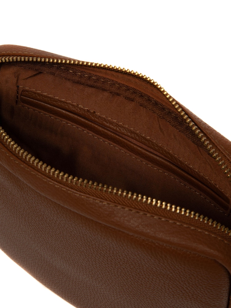 Τσάντα Χιαστί Pure Luxuries London Eris από Δέρμα σε Καφέ Χρώμα - Εικόνα 7 από 7