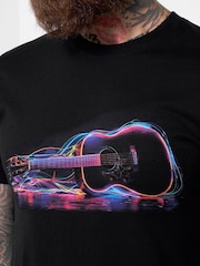 تيشِرت مزيّن برسمة جيتار فسفوري من Joe Browns - Image 3 of 6