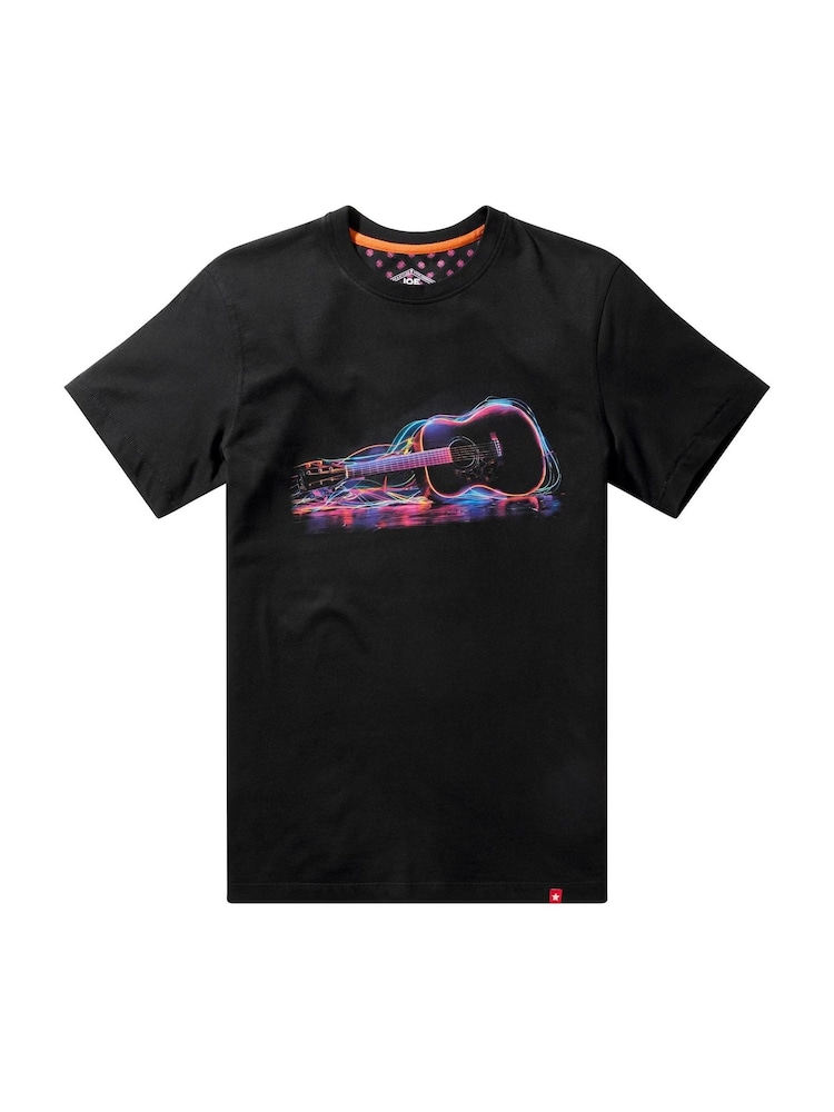 تيشِرت مزيّن برسمة جيتار فسفوري من Joe Browns - Image 6 of 6