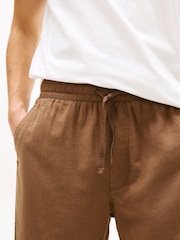 Brun - Tommy Jeans Logo Relaxed Shorts With Linen - Billede 4 af 5