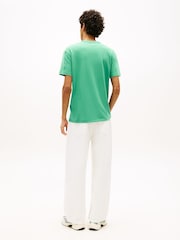 Tommy Jeans Green Graphic Peached Jersey T-Shirt - Image 4 of 5