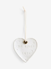 White Mr and Mrs 2026 Keepsake Bauble - Image 3 of 3