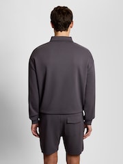 Lyle & Scott Relaxed Collared Interlock Sweatshirt - תמונה 3 מתוך 6