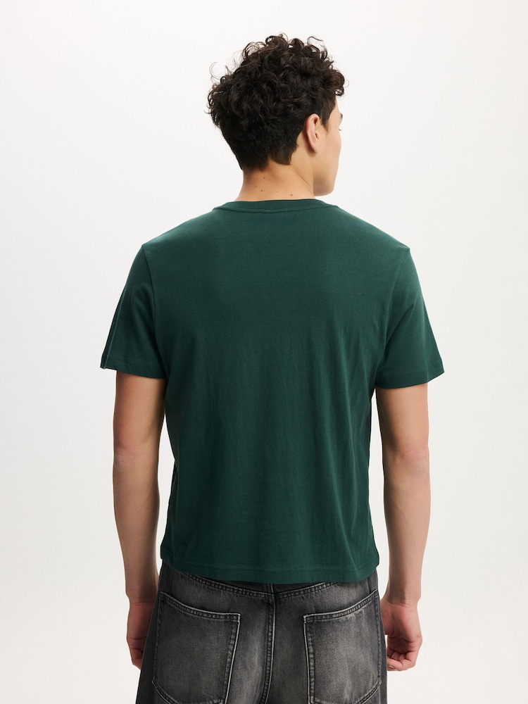 أخضر - تيشرت تلبيس رشيق من Cotton On - Image 2 of 4