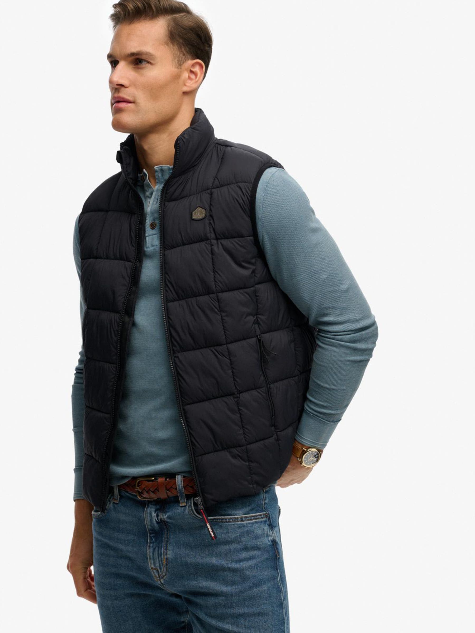 Superdry Men's Black Box Quilt Fuji Lite Gilet - Image 1