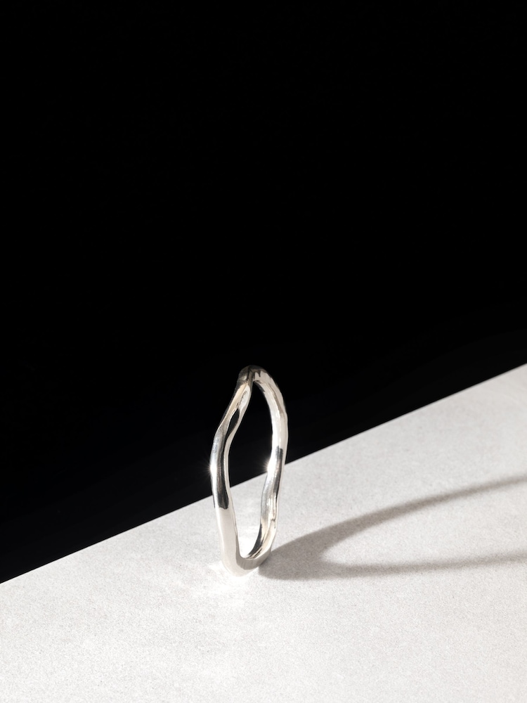 Orelia London Silver Tone Polished Hammered Bangle - Image 4 of 4