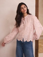 Rosa - Mint Velvet Cotton Broderie Detail Blouse - Imagen 2 de 8