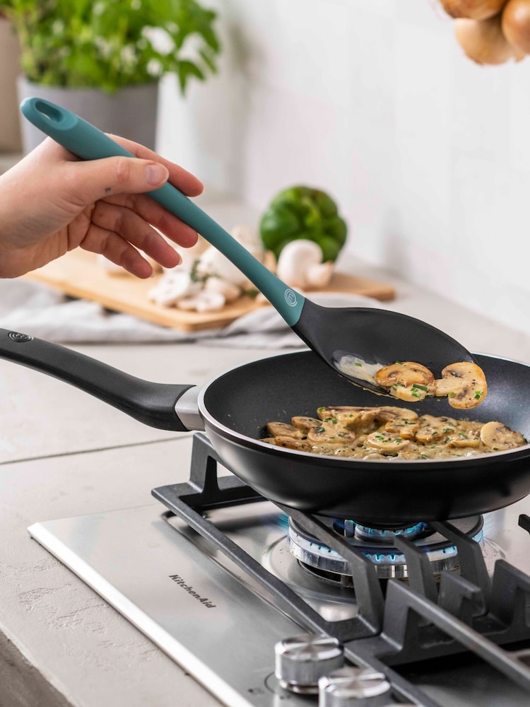 Masterchef Black Frying Pan 28cm - Image 1 of 4