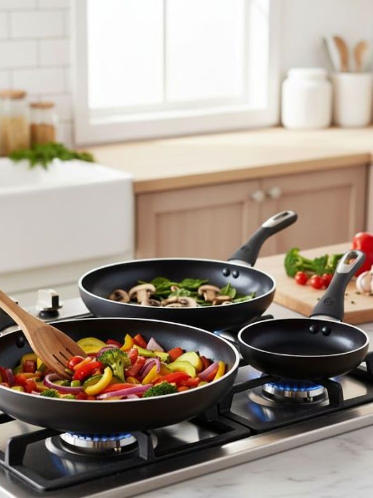 Masterchef 3 Piece Black Cookware Frying Pan Set Limited Edition - Image 1 of 6
