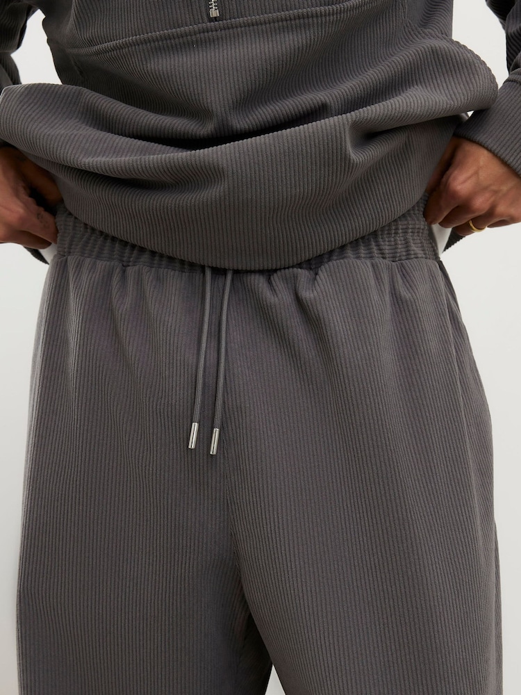 River Island Corduroy Wide Fit Joggers - Bilde 2 av 4