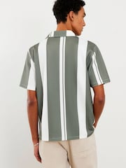 River Island Green Slim Fit Slinky Revere Shirt - Image 2 of 4