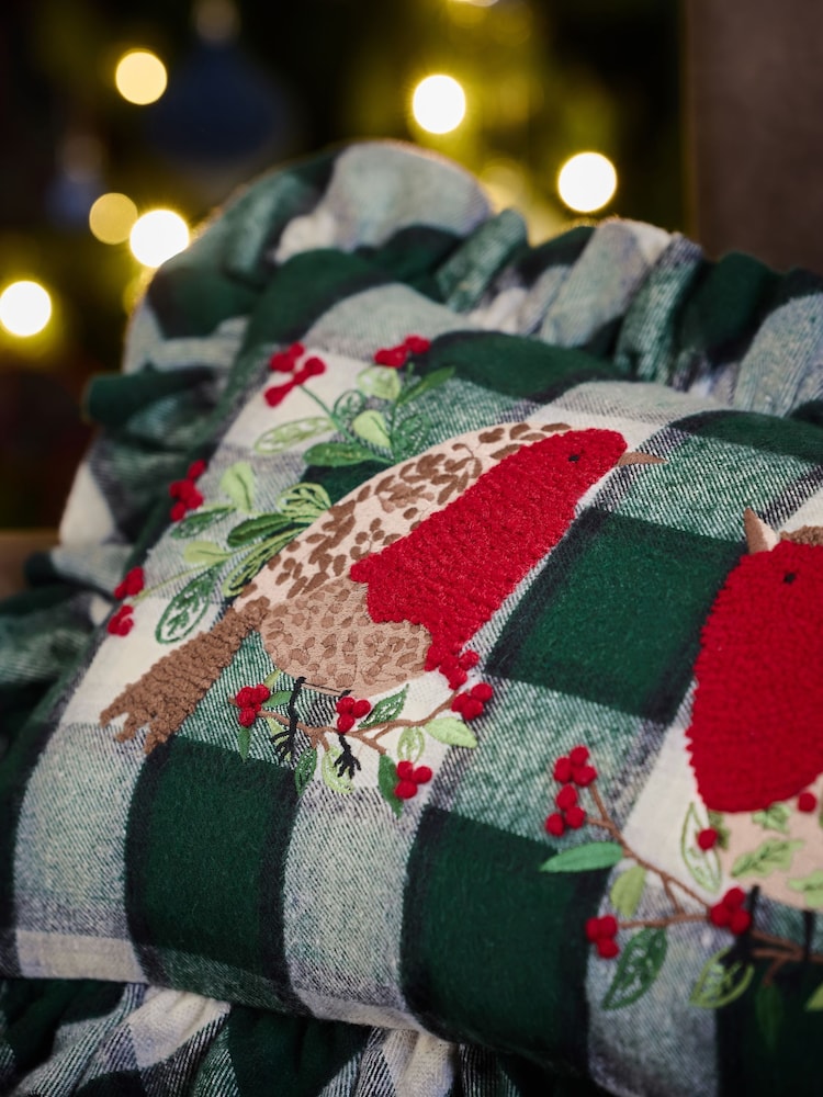 50x30 Christmas Tartan Embroidered Robin Oblong Cushion - Εικόνα 2 από 4