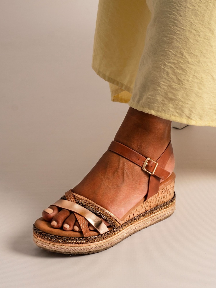 بني - Lunar Donna Sandals - Image 1 of 5
