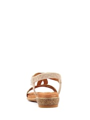 חום - Lunar סנדלים בגזרה רחבה - תמונה 5 מתוך 7