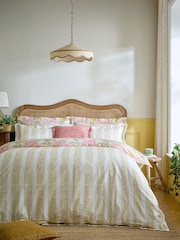 William Morris At Home Summer Yellow Compton Duvet Cover and Pillowcase Set - Image 2 of 8