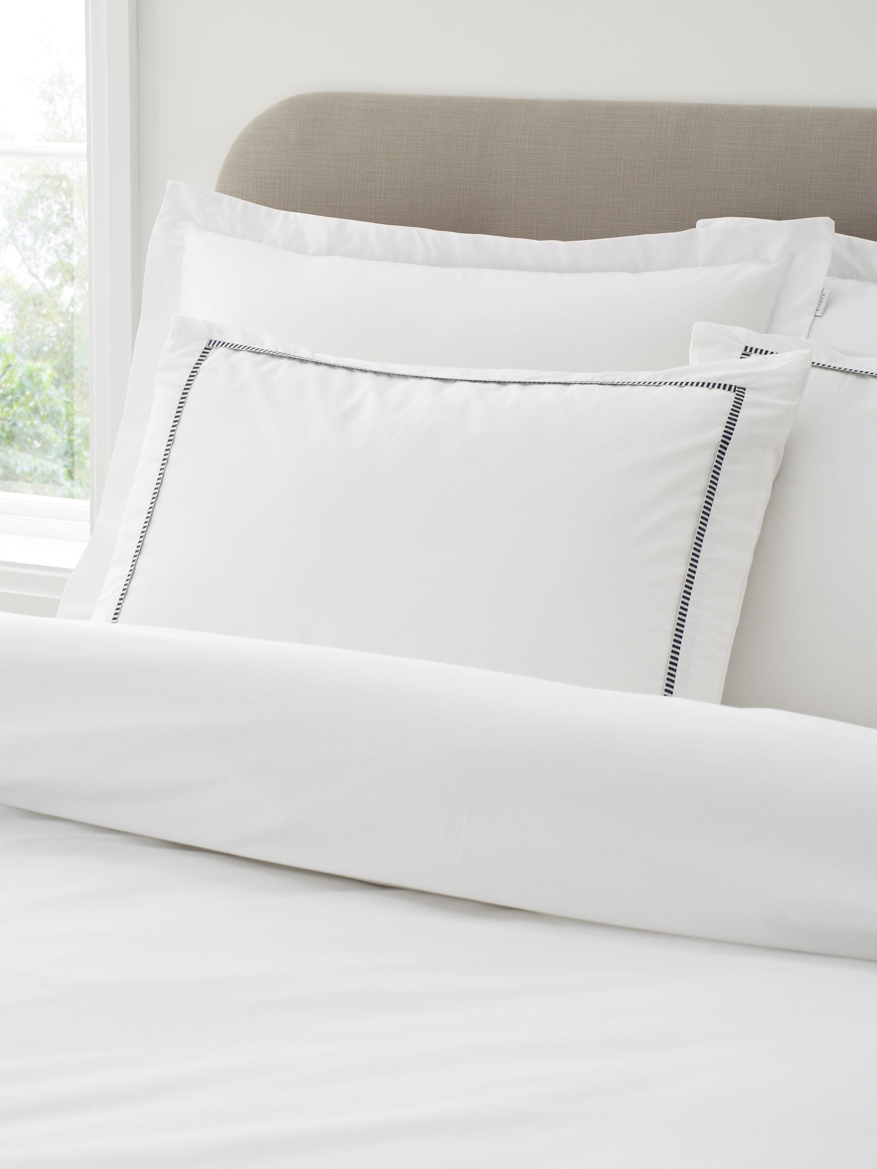 Bianca Contrast Trim 200 Thread Count Cotton Super King Duvet Cover Set with Pillowcases White/Black - Image 5