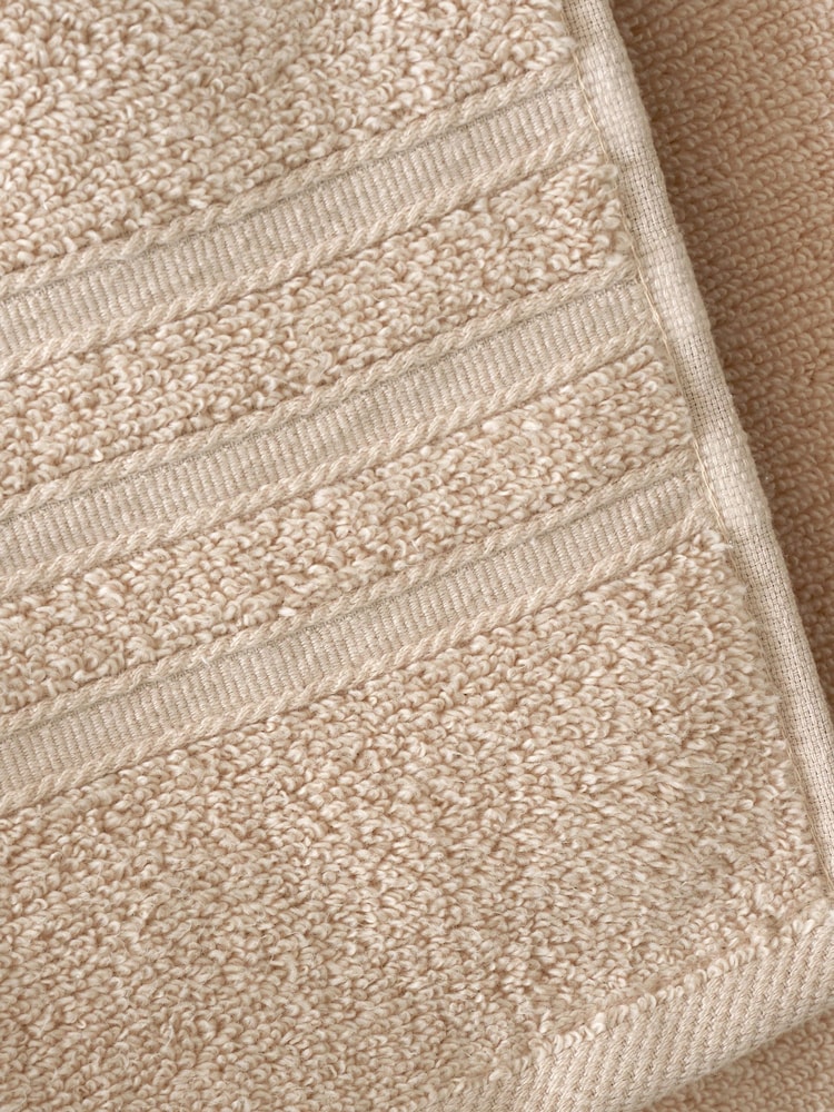 Catherine Lansfield 6 Piece Natural Zero Twist Towel Set - Image 2 of 3