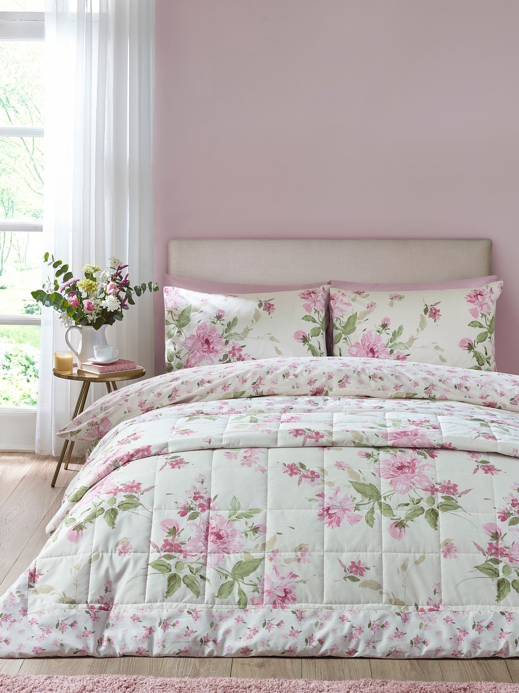 Catherine Lansfield 'Avebury Floral' Reversible Quilted Bedspread in Cream - Image 6