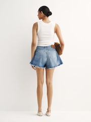 شورت Sparks Fly من Free People - صورة 3 من 6