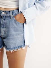 شورت Sparks Fly من Free People - صورة 4 من 6
