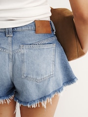 شورت Sparks Fly من Free People - صورة 5 من 6