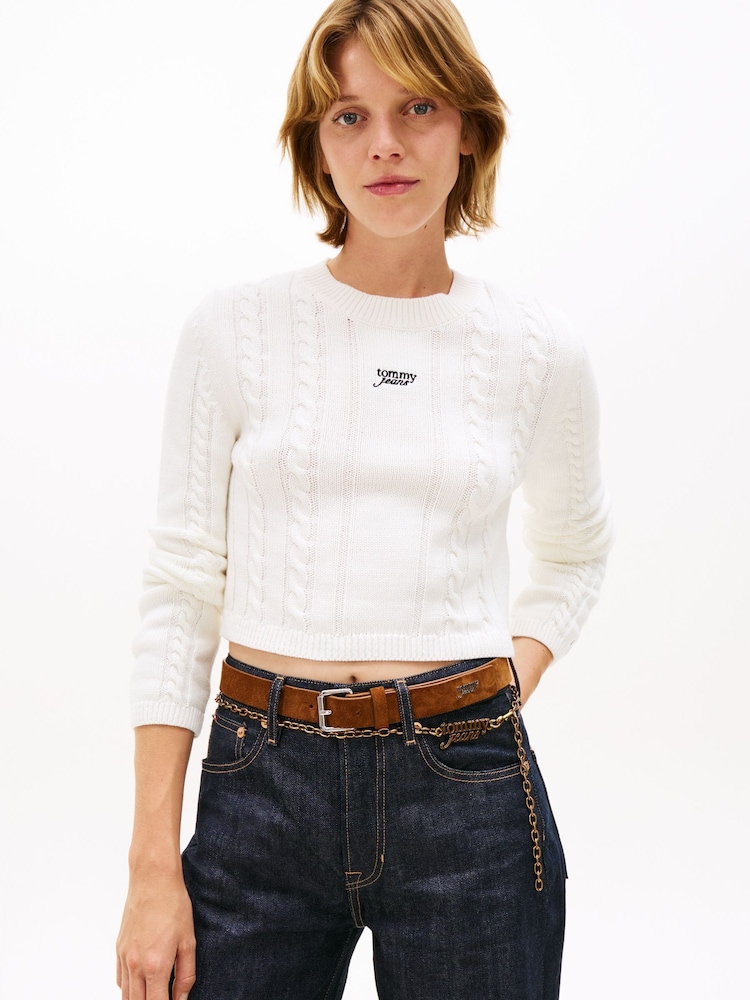 Blanco - Tommy Jeans Logo Embroidery Cable Knit Slim Jumper - Imagen 1 de 5 Blanco - Tommy Jeans Logo Embroidery Cable Knit Slim Jumper - Imagen 1 de 5