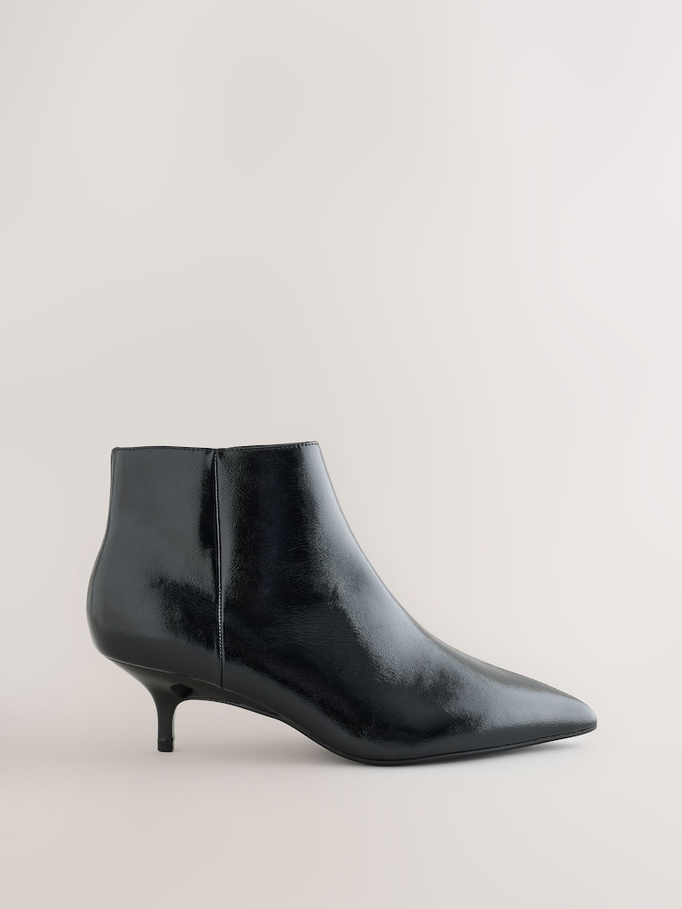 Սև - Forever Comfort® Kitten Heel Shoe կոշիկներ - Պատկեր 1 5-ից Սև - Forever Comfort® Kitten Heel Shoe կոշիկներ - Պատկեր 1 5-ից