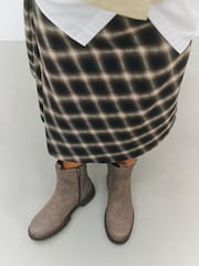 Gray - Forever Comfort® Black Casual Zip Chelsea Boots - Larawan 2 ng 6
