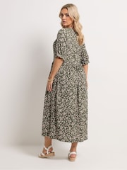 Yours Curve Green Notch Neck Tiered Dress - Image 3 of 5