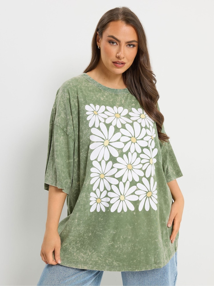 Yours Curve Green Boxy T-Shirt - Image 1 of 4 Yours Curve Green Boxy T-Shirt - Image 1 of 4