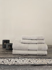 Casa Lusso Silver Cloud Charm Hotel Micro Modal and Turkish Cotton Bath Sheet - Image 3 of 4