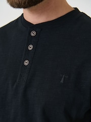 Schwarz - Saltwell Pfirsichfarbenes Baumwoll-Opa-T-Shirt - Bild 5 von 5