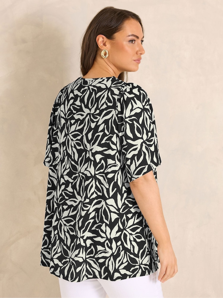 Evans Black Pleated Front Angel Sleeve Blouse - Image 3 of 3