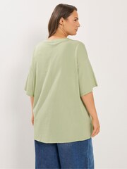 Yours Curve Green Floral Graphic T-Shirt - Image 3 of 5