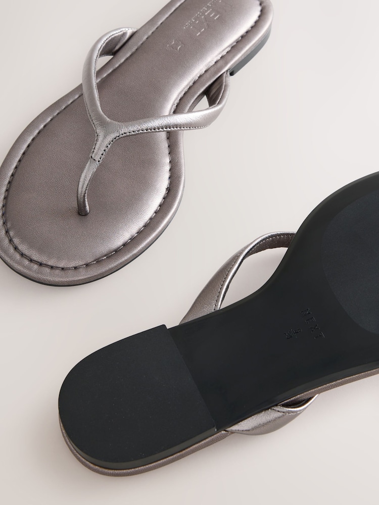 Pewter Standard/Wide Fit Forever Comfort® Round Toe Leather Thong - Image 4 of 4