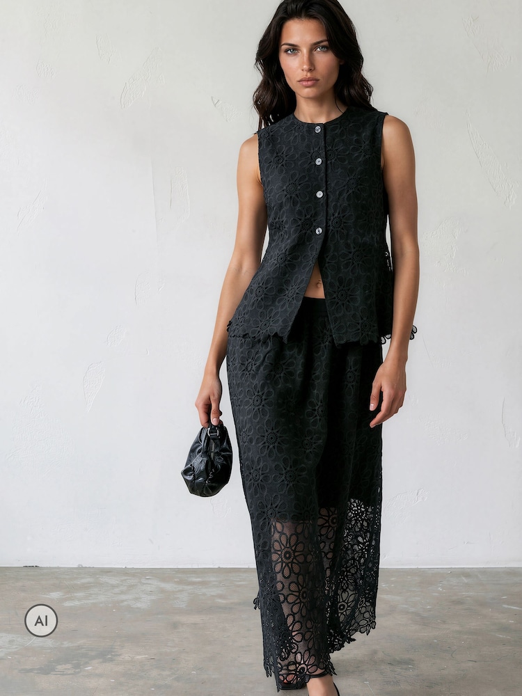 Religion Ellie Waistcoat Occasion Top In Intricate Lace - Bild 8 von 8 Religion Ellie Waistcoat Occasion Top In Intricate Lace - Bild 8 von 8